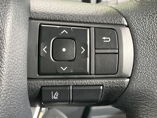 �y�X�e�A�����O�X�C�b�`�z�^�]���A�O������ڐ������炷���ƂȂ��A�I�[�f�B�I���̑��삪�\�ȕ֗��@�\!���S&���K�ȃh���C�u�����o���Ă���܂���