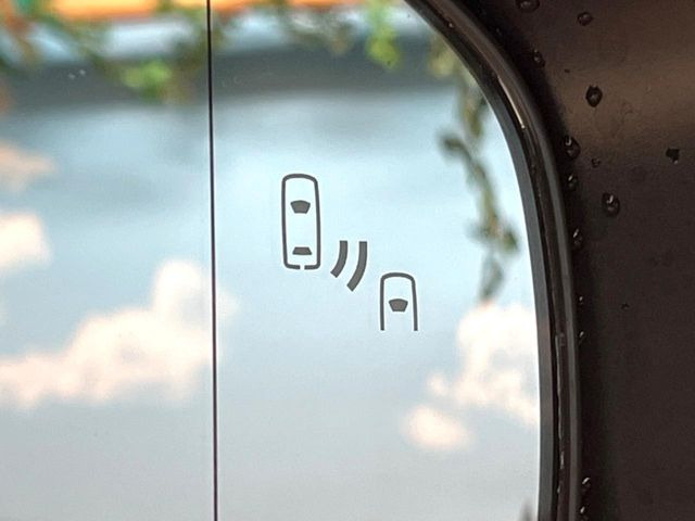 �y�u���C���h�X�|�b�g���j�^�[�z���s���A�h�A�~���[�̎��p�ɂȂ�₷���ӏ��Ɍ㑱�Ԃ��ڋ߂���ƃT�C�h�~���[�̃����Y�Ɍx����\��!�h���C�o�[�ɒ��ӊ��N�����Ă���܂��B