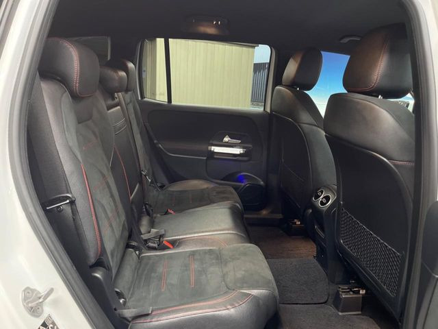 ���㕔���Ȃ��C�ɂȂ�悤�ȃL�Y�E�����ւ��蓙�A�傫�ȃ_���[�W�͂Ȃ��A�ǍD�ȏ�Ԃł��B