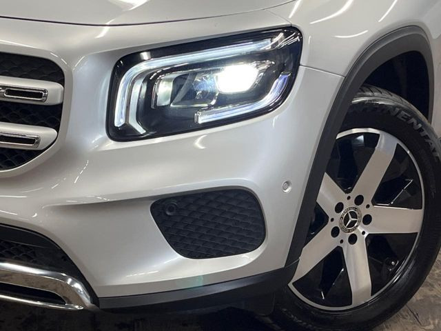 ��LED�w�b�h���C�g:��ԑ��s�����ǍD�Ȏ��E���m�ۂ����S���ĉ^�]�ł��鍂�P�xLED�w�b�h���C�g�𑕔�!�_�����x�������A����d�͂��}�����Ă��܂��B