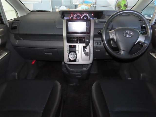 ヴォクシー2.0 ZS 煌II