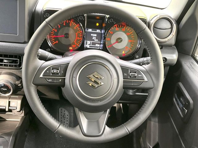 �y�����v�����X�e�A�����O�z�㎿�Ȋv���g�p���邱�ƂŁA��ɂ����������݂ƂĂ��^�]���₷���n���h���ł���