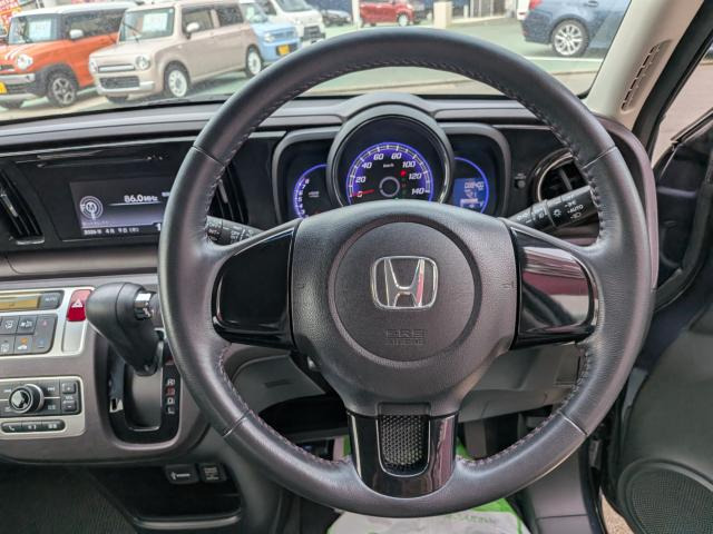 N-ONEプレミアム Lパッケージ