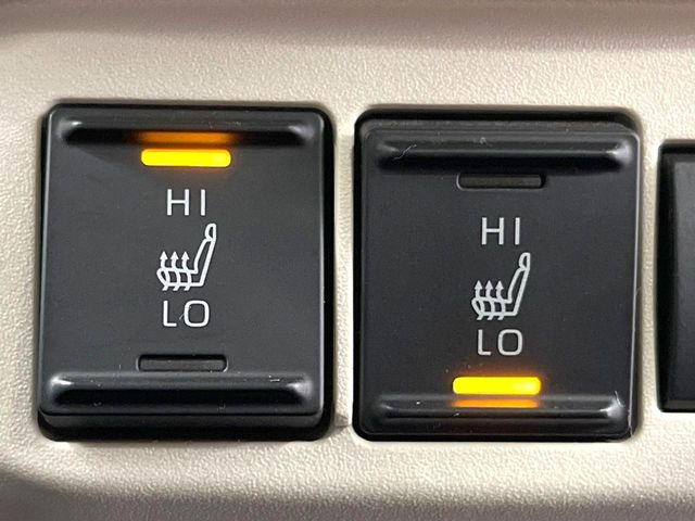 【シートヒーター】寒い日に重宝するシートヒーター!エアコンより早く温まってくれるので寒がりの人も安心ですね♪エアコンの温風は乾燥するから苦手、という方にもをおすすめです。