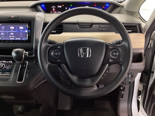 フリード1.5 G ホンダセンシング