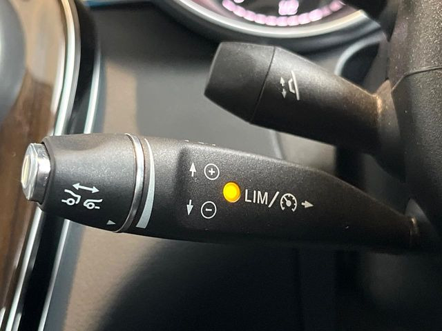 ���f�B�X�g���j�b�N�v���X:�s�s�A�x�O�A�������H�Ȃǂ̑��s���ɁA�X�e���I�}���`�p�[�p�X�J�����ƃ��[�_�[�Z���T�[�ɂ��A�O���Ԃ�F�����đ��x�ɉ������Ԋԋ������ێ����鎟����̃N���R��!