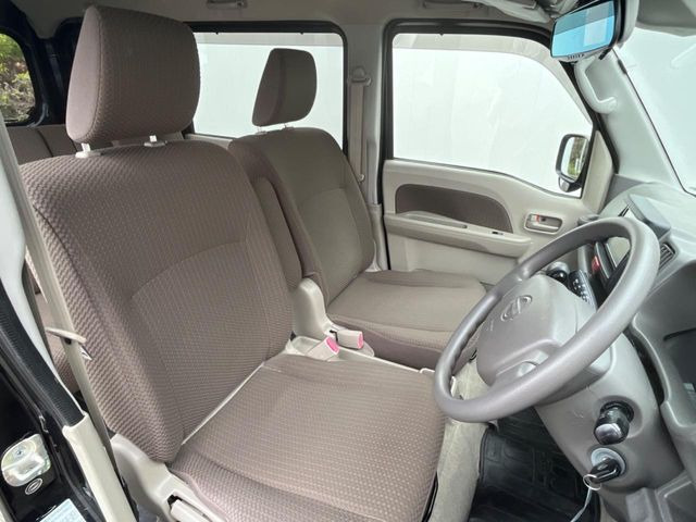 �^�]�ȃV�[�g���͎g�p�������Ȃ��A�ǍD�ȏ�ԂƂȂ��Ă��܂��B���J�Ɏg���Ă������Ƃ��悭�킩��܂��ˁB