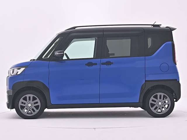 デリカミニT プレミアム 4WD