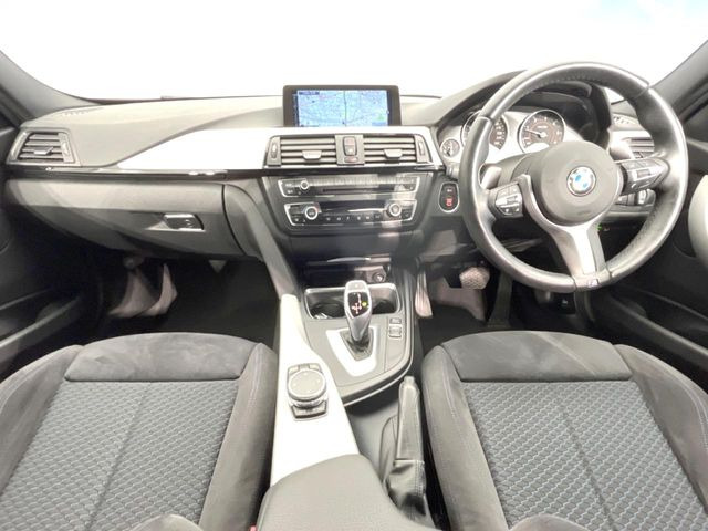 3シリーズツーリング320d Mスポーツ