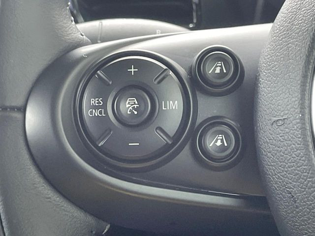 ���A�N�e�B�u�N���[�Y�R���g���[��:�O�̎ԂƂ̎Ԋԋ��������ɂƂ�A��葬�x�Ŏ������s���Ă���鎟����̃N���[�Y�R���g���[��!��ɍ������H�⎩���Ԑ�p���H�Ŏg�p����֗��ȋ@�\�ł�!