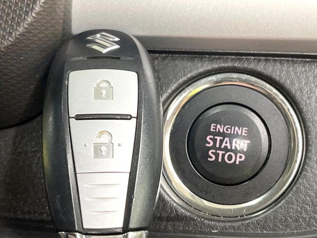 �y�L�[���X�X�^�[�g�V�X�e���z�J�o����|�P�b�g�ɓ��ꂽ�܂܂ł��h�A�̎{���E�������\�ȃX�}�[�g�L�[�𑕔��B�G���W���̃I���E�I�t�����J�M�����o���K�v����������Ƃ��Ă��֗��ł���