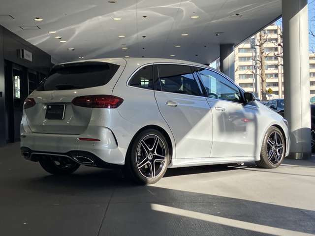 BクラスB180 AMGラインパッケージ