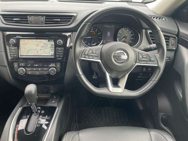 エクストレイル2.0 モード・プレミア ハイブリッド 4WD