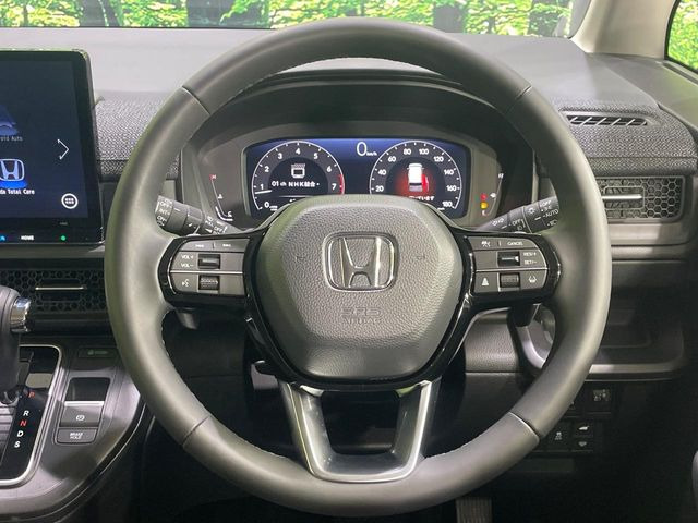 �y�����v�����X�e�A�����O�z�㎿�Ȋv���g�p���邱�ƂŁA��ɂ����������݂ƂĂ��^�]���₷���n���h���ł���