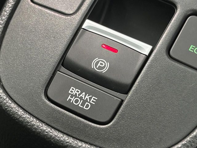 �y�d���p�[�L���O�u���[�L�z�p�[�L���O�u���[�L�͕֗��ȓd����!�{�^����ő���ł��A�A�N�Z���𓥂߂Ύ����ŉ�������܂��􃌃o�[��y�_���������̂ŉ^�]�ȉ����������肵�܂��ˁ�