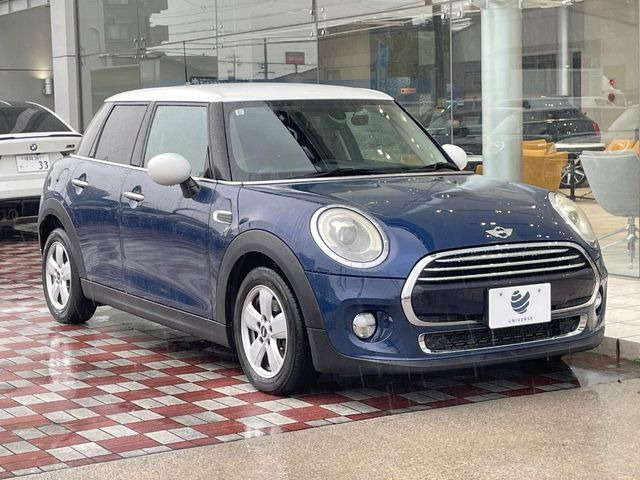 �������x�̃K���X�疌�ŝ����͂������A�㎿�ȃc���E����������B���O����_���J�����؂Ȉ��Ԃ�ی삵�A�F�����E�򉻂�h�~�B�u�e�X�v���b�V���R�[�g�v�A�u�e�v���~�b�T�R�[�g�v���炨�I�т��������܂��B