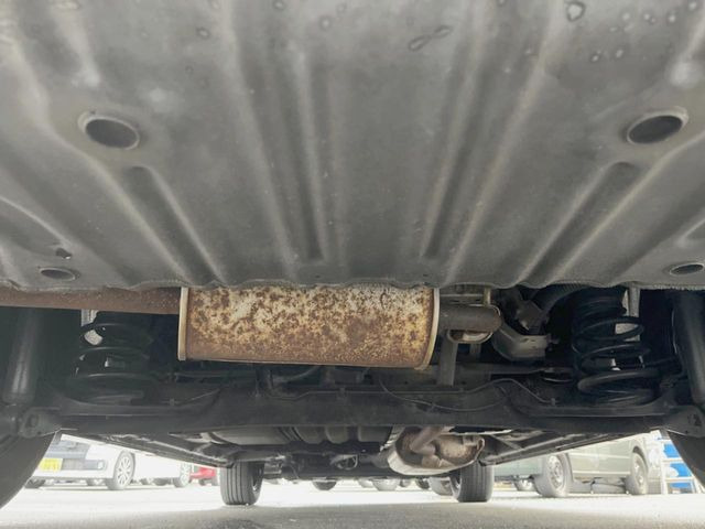 ����肪���ꂢ�Ȃ����ɁA�h�K���H�̎{�H���I�X�X���B�~��n��͂������A���ݕ��ɂ��Z���̕���A��Ń}�����E�E�B���^�[�X�|�[�c���������ɑ�ύD�]���������Ă���܂��B