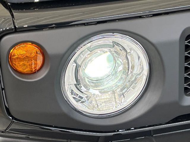 �yLED�w�b�h���C�g�z���V����ԑ��s�����ǍD�Ȏ��E���m�ۂ����S���ĉ^�]�ł��鍂�P�xLED�w�b�h���C�g�𑕔�!�_�����x�������A����d�͂��}�����Ă��܂��B