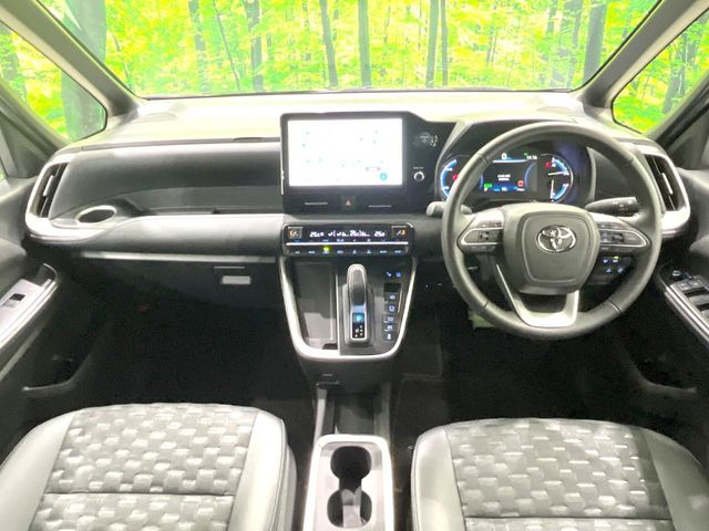 ヴォクシー1.8 ハイブリッド S-Z