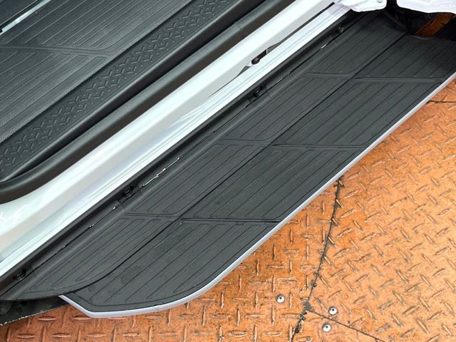 ヴォクシー1.8 ハイブリッド S-Z