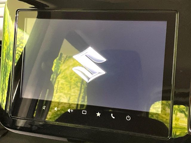 �y���[�J�[����9�C���`�i�r�z�C���e���A�ɗn�����ރX�^�C���b�V���ȁu��p�݌v�v���[�J�[�i�r�𑕔��􎋔F���⑀�쐫�ȂǊ�{���\�ɂ��D��A���㎿�ȃJ�[���C�t�����y���݂��������܂��B