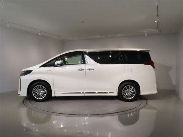 アルファードハイブリッド 2.5 S タイプゴールド E-Four 4WD