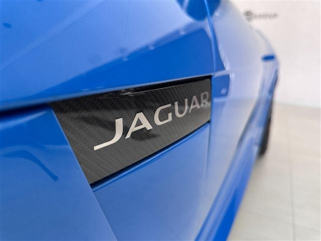 カーボンファイバーフィニッシャー