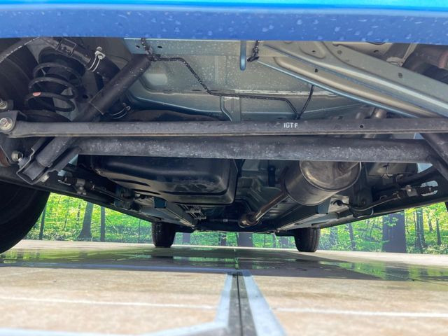 下回りがきれいなうちに、防錆加工の施工がオススメ。降雪地域はもちろん、沿岸部にお住いの方や、趣味でマリン・ウィンタースポーツをされる方にご好評いただいております。