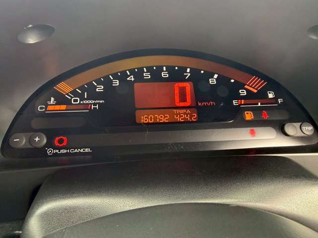 気になるお車がありましたら右の電話番号から直接お店にお問い合わせください。支払方法から車両情報、状態までなんでもご説明させて頂きます。スタッフ一同ご連絡お待ちしております。