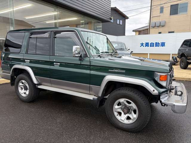 ランドクルーザー704.2 ZX ディーゼル 4WD