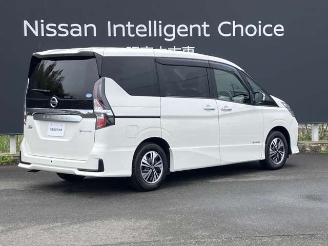 セレナ1.2 e-POWER ハイウェイスターV