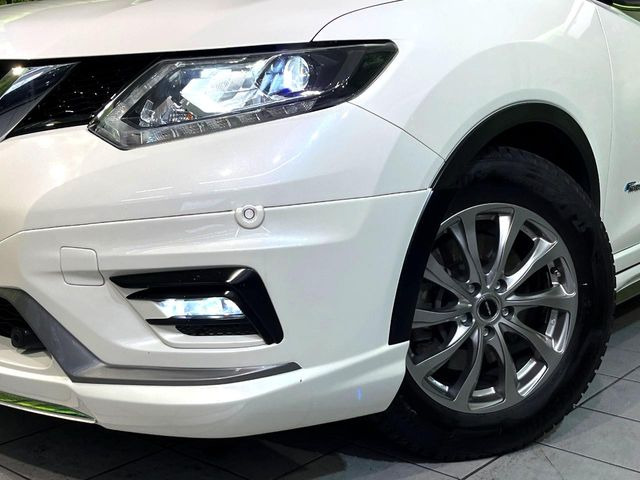 �yLED�w�b�h���C�g�z���V����ԑ��s�����ǍD�Ȏ��E���m�ۂ����S���ĉ^�]�ł��鍂�P�xLED�w�b�h���C�g�𑕔�!�_�����x�������A����d�͂��}�����Ă��܂��B