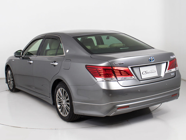 フルエアロが装着されています!お好みはいかがですか?今付いているデザイン以外にも、各ブランドのエアロを格安にてお取付け出来ます!又、エアロを外してノーマル状態にする事も出来ます!!