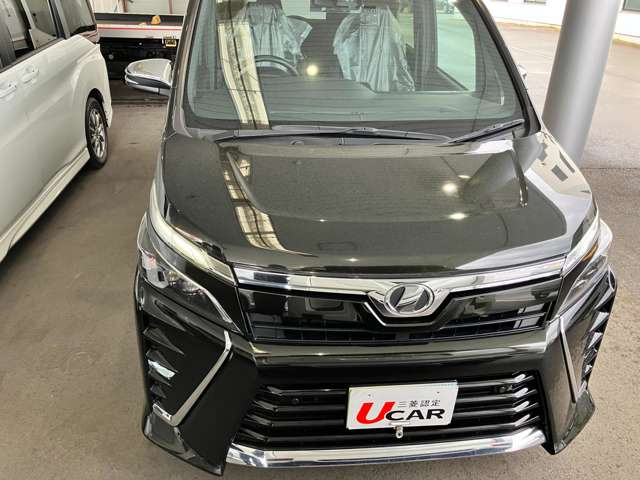 ヴォクシー2.0 ZS 煌II 4WD