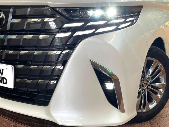 �yLED�w�b�h���C�g�z���V����ԑ��s�����ǍD�Ȏ��E���m�ۂ����S���ĉ^�]�ł��鍂�P�xLED�w�b�h���C�g�𑕔�!�_�����x�������A����d�͂��}�����Ă��܂��B