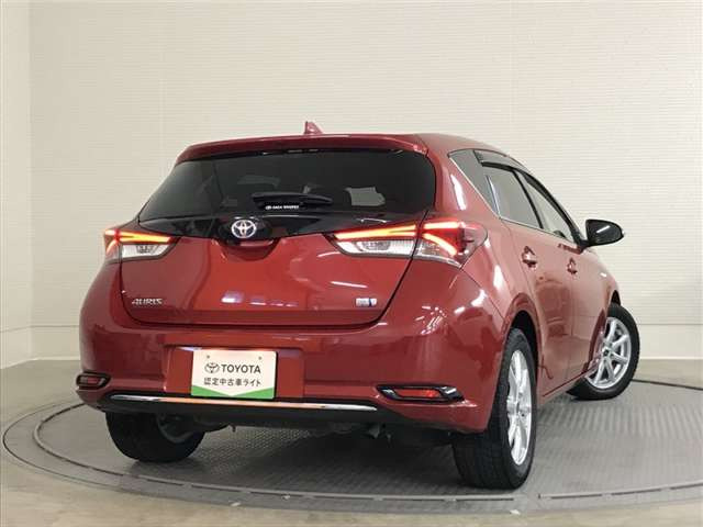 オーリス1.8 ハイブリッド