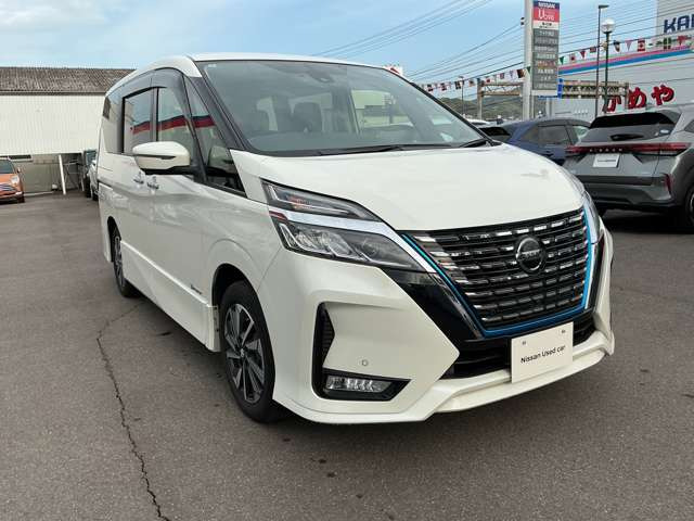 セレナ1.2 e-POWER ハイウェイスターV