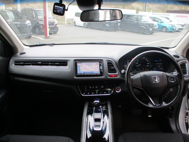 ヴェゼル1.5 ハイブリッド X