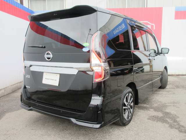 セレナ2.0 ハイウェイスターV