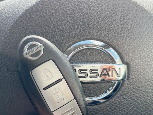 �y�C���e���W�F���g�L�[�z�J�o����|�P�b�g�ɓ��ꂽ�܂܂ł��h�A�̎{���E�������\�ȃX�}�[�g�L�[�𑕔��B�G���W���̃I���E�I�t�����J�M�����o���K�v����������Ƃ��Ă��֗��ł���