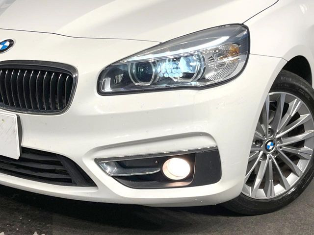 ��LED�w�b�h���C�g:��ԑ��s�����ǍD�Ȏ��E���m�ۂ����S���ĉ^�]�ł��鍂�P�xLED�w�b�h���C�g�𑕔�!�_�����x�������A����d�͂��}�����Ă��܂��B