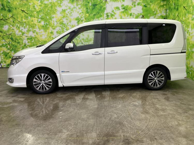 セレナ2.0 ハイウェイスター Vセレクション+Safety S-HYBRID