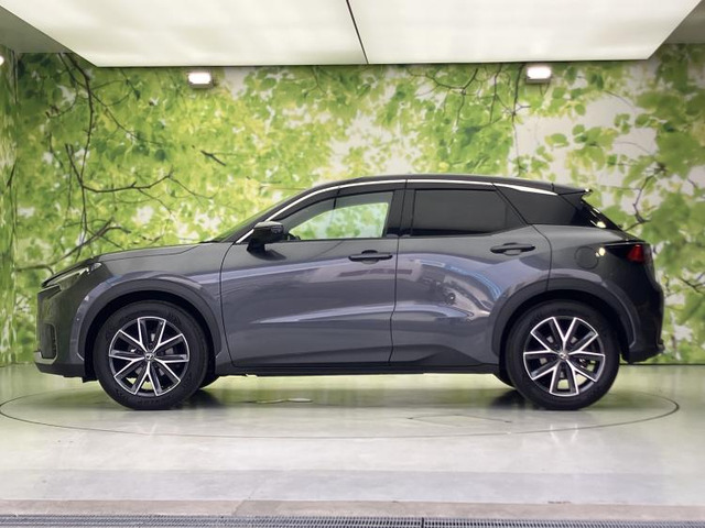 LBXクール E-Four 4WD