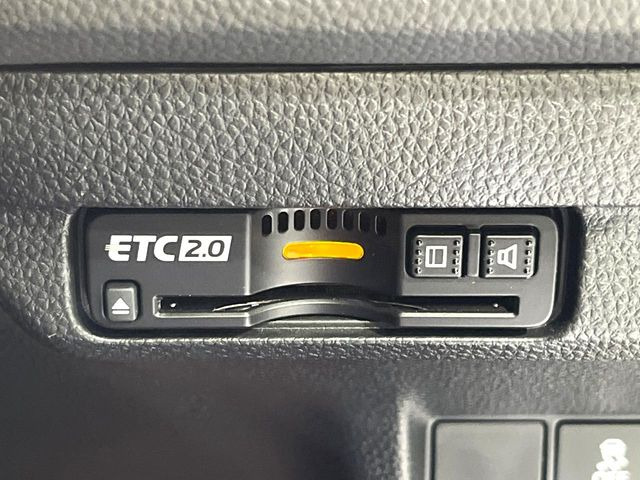 【ETC】高速道路の料金所をストレスなく通過!話題のスポットやサービスエリアに多い「スマートIC」利用時は必須のアイテムです。当店でセットアップを実施、ご納車当日からすぐにご利用いただけます!