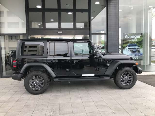 ラングラーアンリミテッド スポーツ 4WD