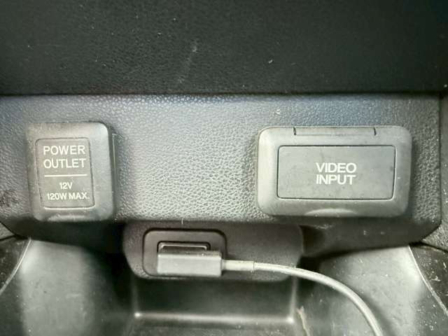 �C�ɂȂ邨�Ԃ�����܂�����E�̓d�b�ԍ����璼�ڂ��X�ɂ��₢���킹���������B�x�����@����ԗ����A��Ԃ܂łȂ�ł������������Ē����܂��B�X�^�b�t�ꓯ���A�����҂����Ă���܂��B