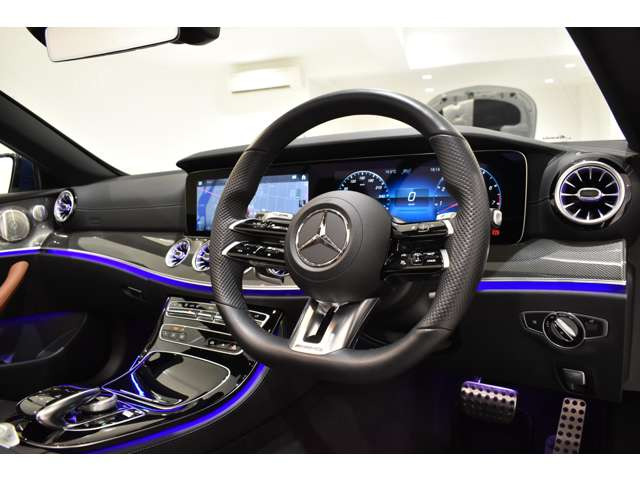 EクラスカブリオレAMG E53 4マチックプラス 4WD