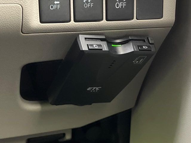 【ETC】高速道路の料金所をストレスなく通過!話題のスポットやサービスエリアに多い「スマートIC」利用時は必須のアイテムです。当店でセットアップを実施、ご納車当日からすぐにご利用いただけます!