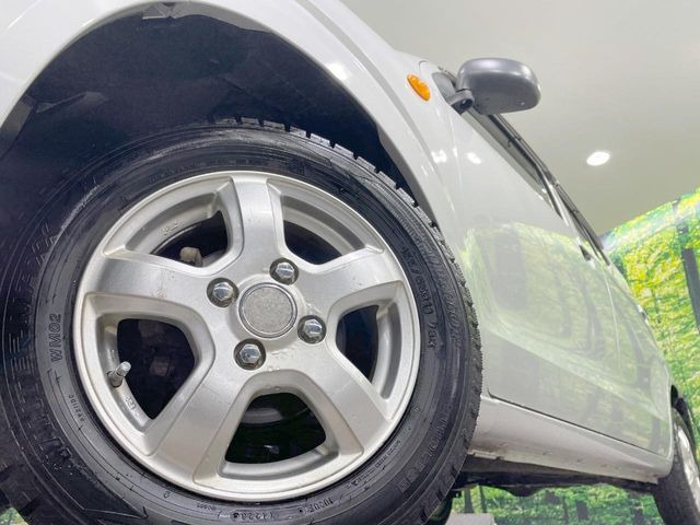 �y13�C���`�A���~�z�C�[���z�O�ςɃ}�b�`�����A���~�z�C�[���𑕒����Ă���܂��B�e��A���~�z�C�[����A�X�^�b�h���X�^�C�����戵�����Ă���܂��B���񂲑��k����������