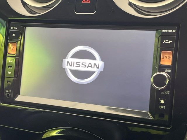 �y�����i�r�z�l�C�̏����i�r�𑕔����Ă���܂��B�i�r�̎g���₷���͂������A�I�[�f�B�I�@�\���[��!�L�����v�◷�s�͂������A�ʋ΂┃�����ȂǕ��i�̃h���C�u���y�����Ȃ�͂���